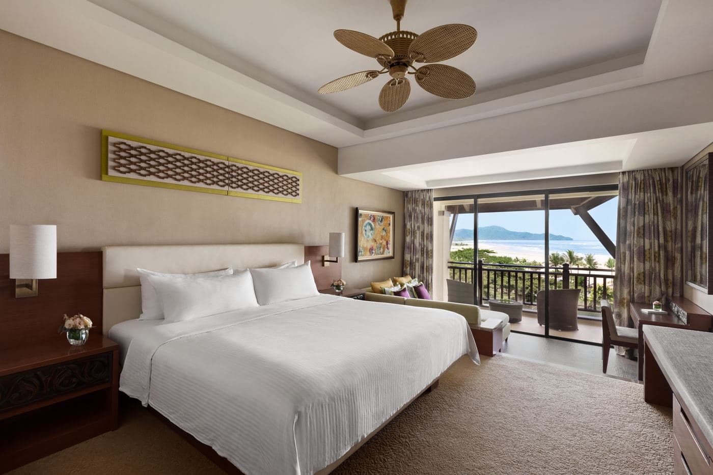 Rooms & Suites